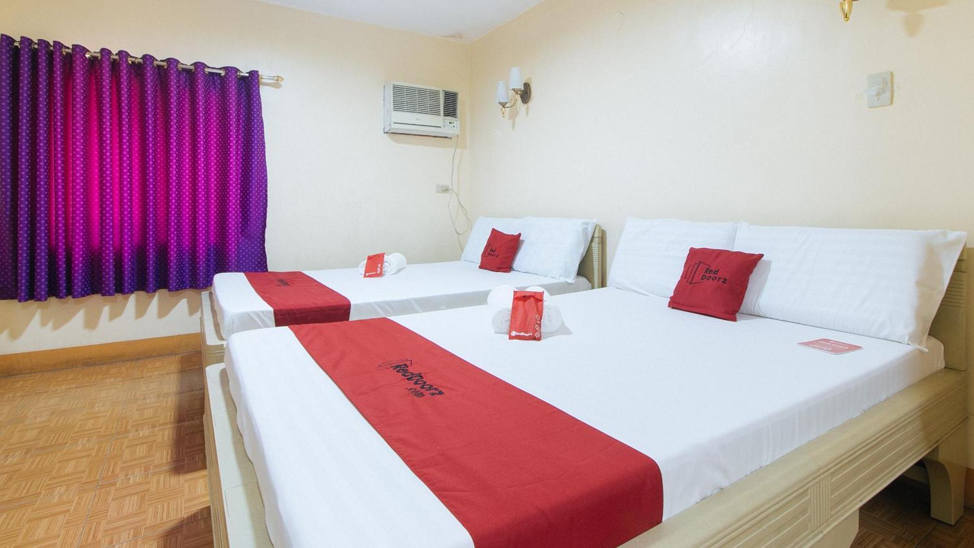 Reddoorz @ Golden Victory Hotel Mabalacat Pampanga Exteriör bild