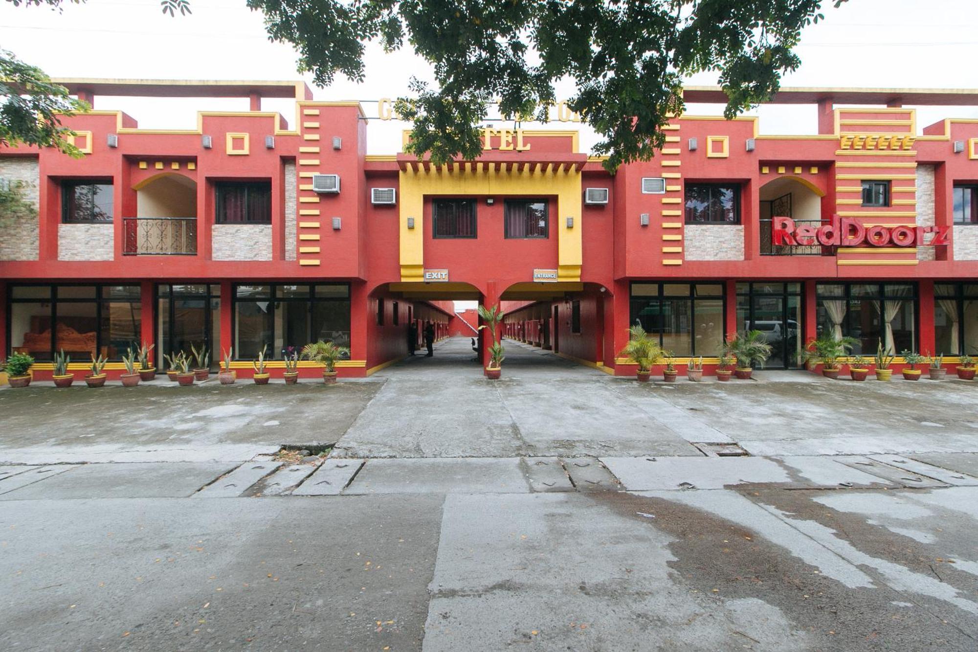 Reddoorz @ Golden Victory Hotel Mabalacat Pampanga Exteriör bild